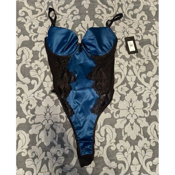 NWT Black and blue lingerie bodysuit size small from Frederick’s of Hollywood. - Picture 1 of 3